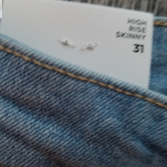 NWT Forever21 High Rise Skinny Jeans - Picture 7 of 11
